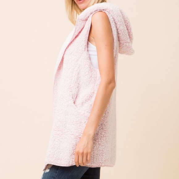 PINK SHERPA SLEEVELESS OPEN STYLE VEST HOODIE - Picture 2 of 8